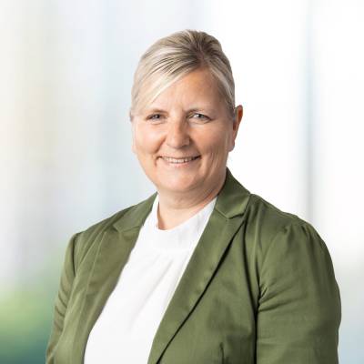 7.	Beate Sommerfeld (Fuhrbach) 